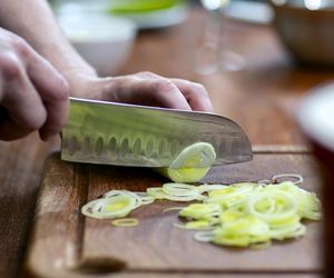 Skarbnica antyoksydantów, błonnika i kwasu foliowego. Tym osobom może zaszkodzić