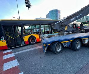 Wypadek autobus laweta