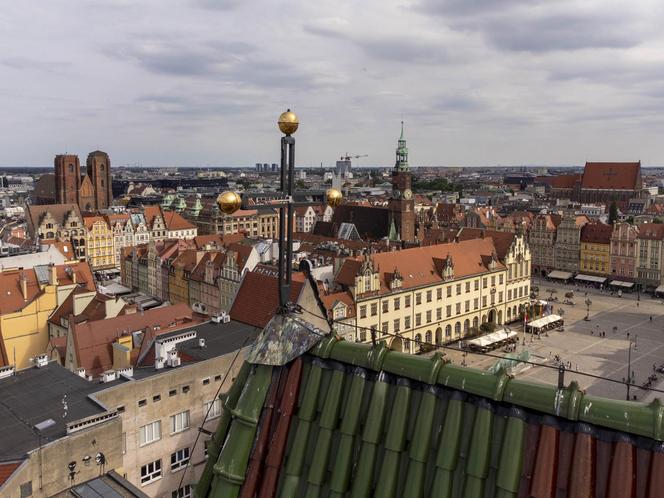 Spór o krzyże we wrocławskich urzędach