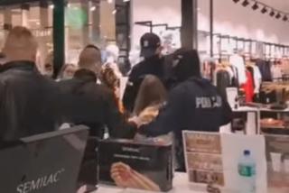 Opole: BRUTALNA interwencja policji w centrum handlowym za brak maseczki! Dzwońcie na pogotowie [WIDEO +18]