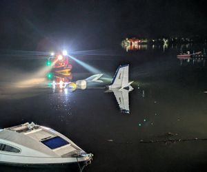 Awionetka runęła do jeziora międzybrodzkiego w Żywcu. Pilot uratowany, awionetka również