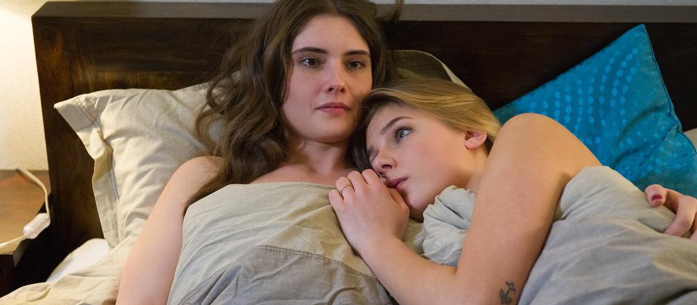 Na Wspólnej odc. 2247. Ola (Marta Wierzbicka), Klaudia (Julia Trembecka)