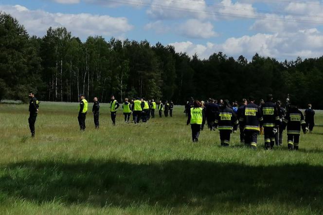 Ponad sto osób w akcji, policyjny śmigłowiec i dron. Poszukiwaną 27-latkę odnaleziono na... Śląsku