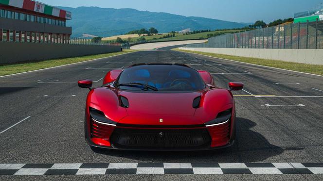 Nowe Ferrari Daytona SP3 z mocarnym V12 i nadwoziem inspirowanym stylem retro