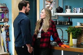 Barwy szczęścia odc. 2893. Marcin Kodur (Oskar Stoczyński), Renata (Anna Mrozowska)