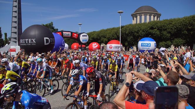 81. Tour de Pologne wystartował z Wrocławia! Rozpoczął się wielki wyścig na drogach Dolnego Śląska 