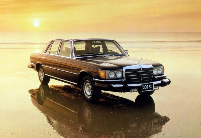 Mercedes-Benz 300 D