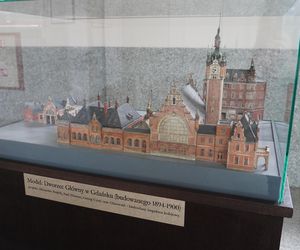 80-letnia makieta zdobi gdański dworzec. Tak wyglądał on przed wojną! 