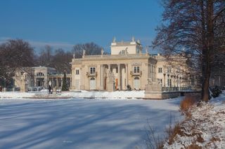 Brak planów na przerwę międzyświąteczną? Ruszaj na wystawę! Oto trzy warszawskie propozycje, które na pewno nie rozczarują