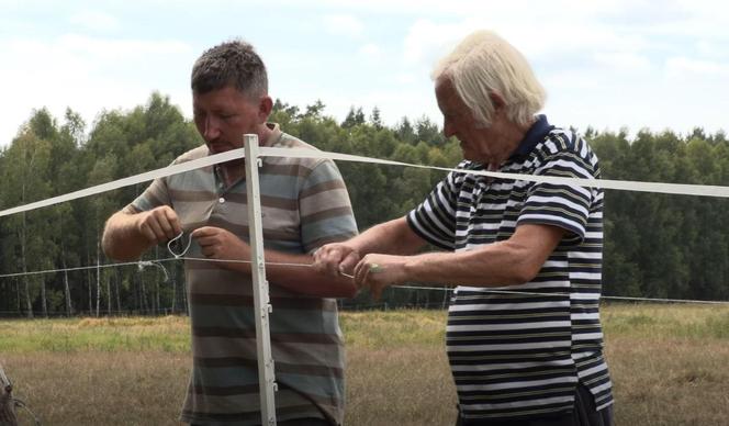 Rolnicy. Podlasie. Andrzej szuka koni, które uciekły z pastwiska