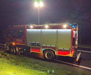 Straszliwe dachowanie na DK 10! W środku pojazdu były dzieci