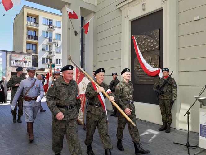 Odsłonięcie tablicy upamiętniającej 100-lecie Cudu nad Wisłą