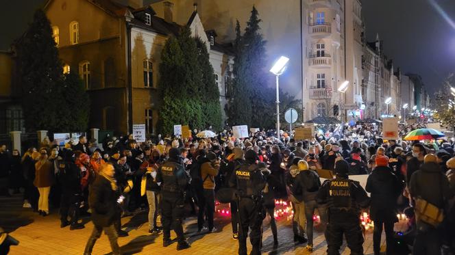 "Ani jednej więcej". Protest w Katowicach 