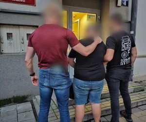 Gaz pieprzowy rozpylony na przystanku w Krakowie. Policja apeluje do poszkodowanych