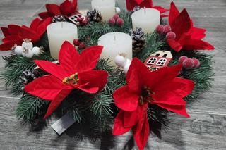 Wieniec adwentowy 2023. DYI. Zrobisz go sam w domu w zaledwie 10 minut!