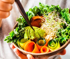 Zadbaj o kości, przyspiesz gojenie siniaków. Wiele dobrego daje jedzenie tych produktów