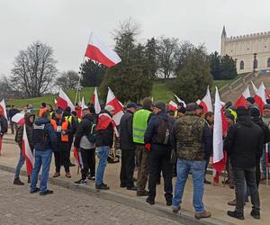 Rolnicy w Lublinie rozpoczęli przemarsz. Mamy zdjęcia!