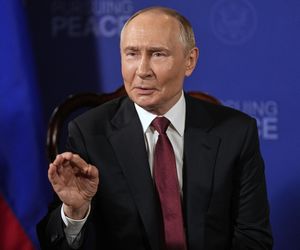 Kosmiczne plotki o Putinie! Miał egzoszkielet i platformy