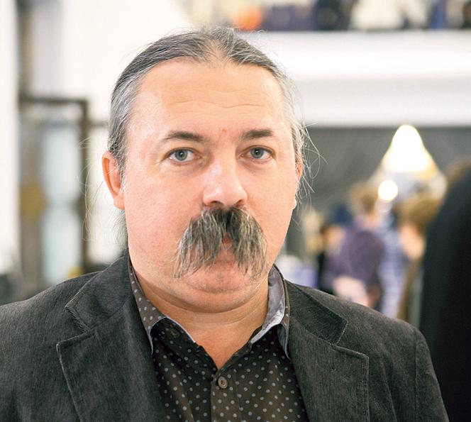 Przyszli do Sejmu po prezenty i pieniądze