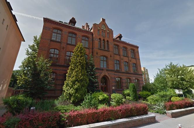 Opole: Kolejne szkoły potwierdzają COVID-19. Zespół Szkół Specjalnych zamyka budynek