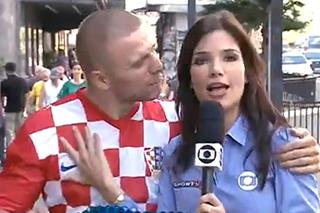 Kibic Chorwacji pocałował brazylijską dziennikarkę [WIDEO]