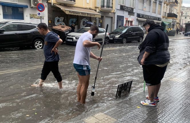 Kolejna wielka powódź w Hiszpanii! Zalane miasta i katastrofa teraz w Maladze znowu to samo