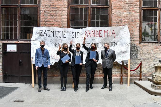 Transparent trafił do Muzeum Gdańska w Dzień Kobiet