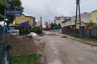 Kończy się remont, a właściwie budowa z kostki ulicy Fabrycznej w Siedlcach