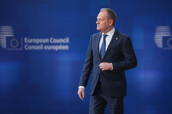 Premier Tusk bierze udział w nadzwyczajnym szczycie Rady Europejskiej