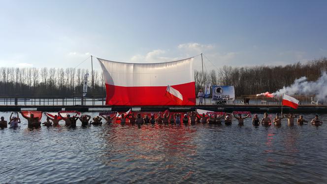 W Sosnowcu morsy świętowały 100-lecie niepodległości