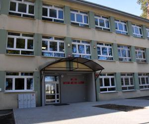 Powiatowa Szkoła Specjalna w Pionkach w nowym odremontowanym budynku