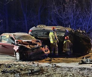 Zderzenie z udziałem trzech samochodów