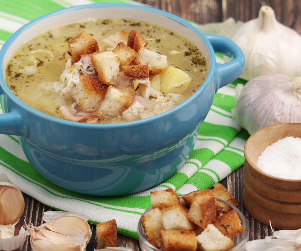 Czeska zupa czosnkowa- sycąca, zdrowa, oszczędna