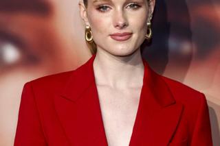 Gwiazda skandalicznej Błękitnej laguny pokazała córkę. 17-latka to kopia mamy?! Ubrała jej legendarną sukienkę