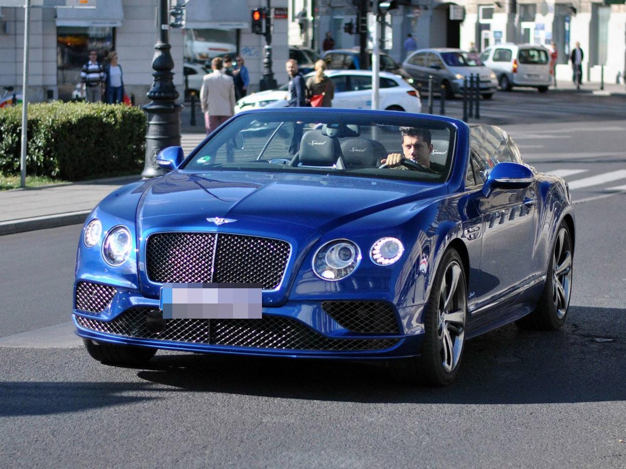 Robert Lewandowski, Bentley Continental GT Speed Convertible