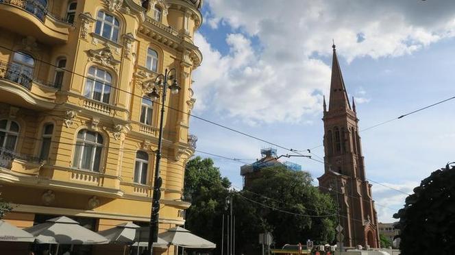 Bydgoszcz: Budynki na Placu Wolności przechodzą remont. Zobacz jak teraz wyglądają