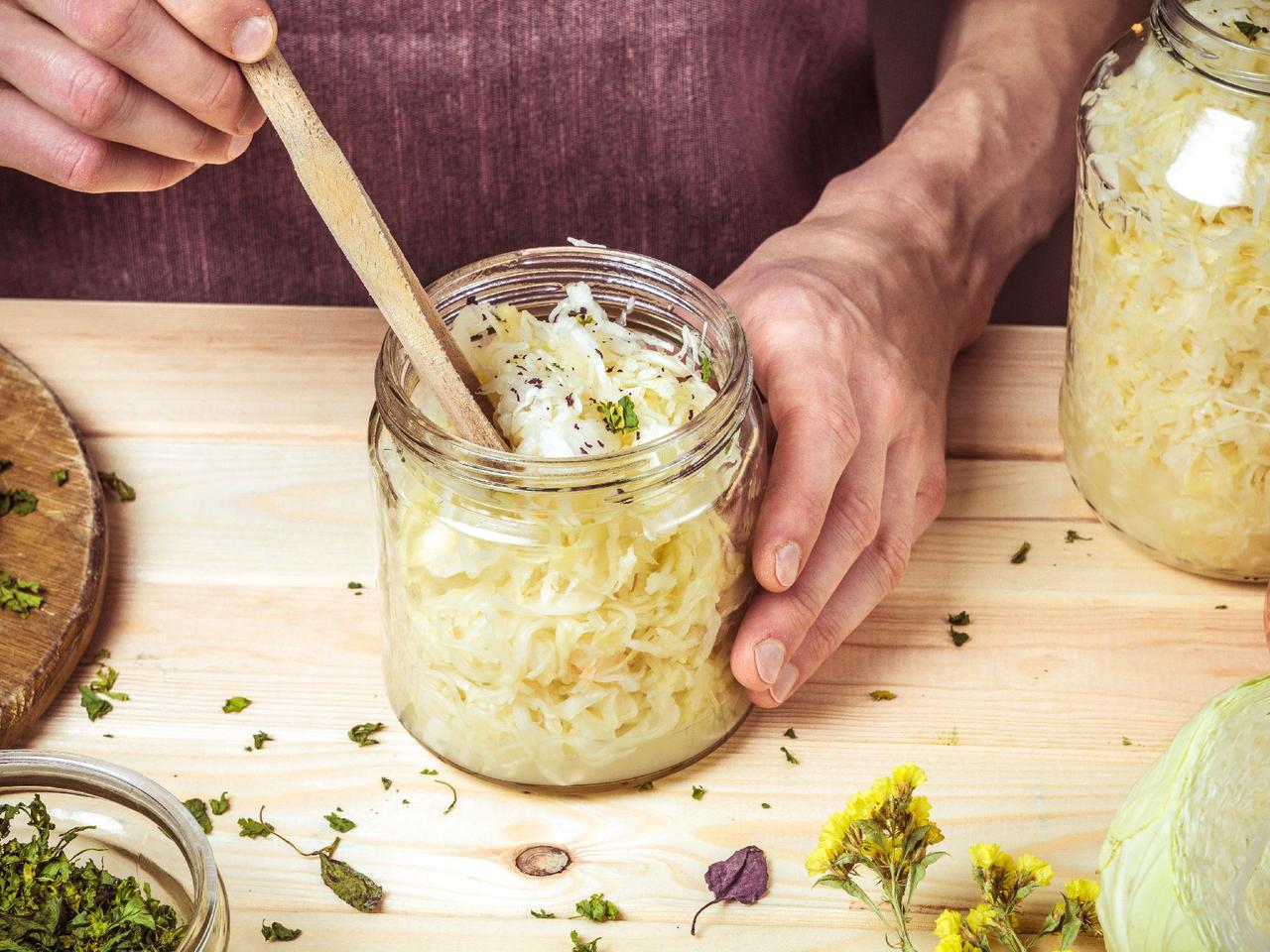 Kiszona kapusta parzona - delikatna i idealna na surówki!