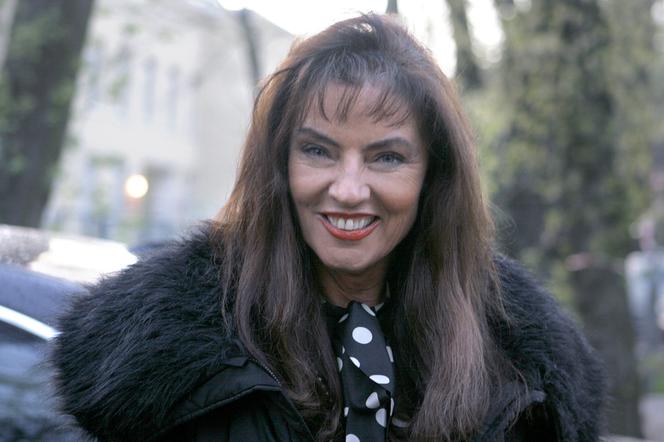 M jak miłość. Simone (Agnieszka Fitkau-Perepeczko)