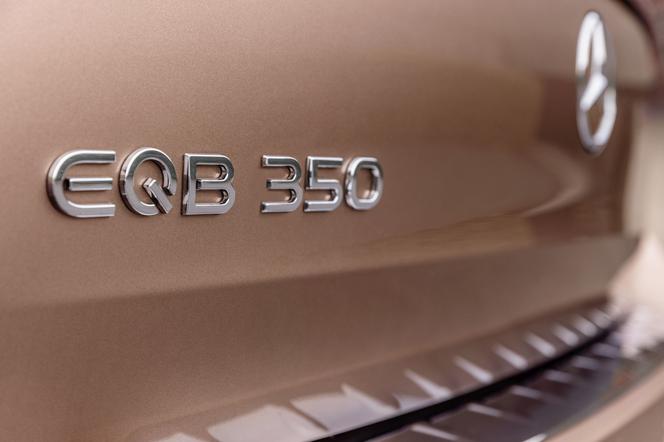 Mercedes EQB (2022)