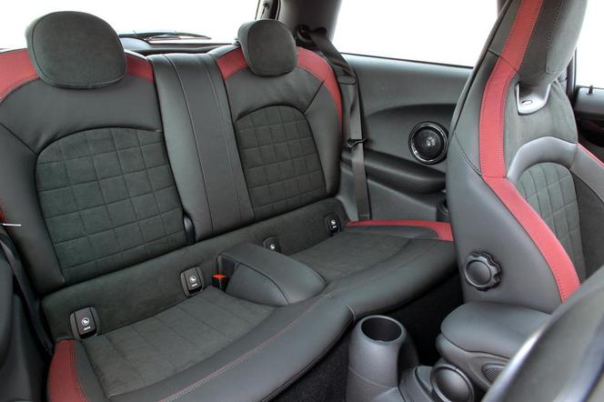 2015 MINI John Cooper Works