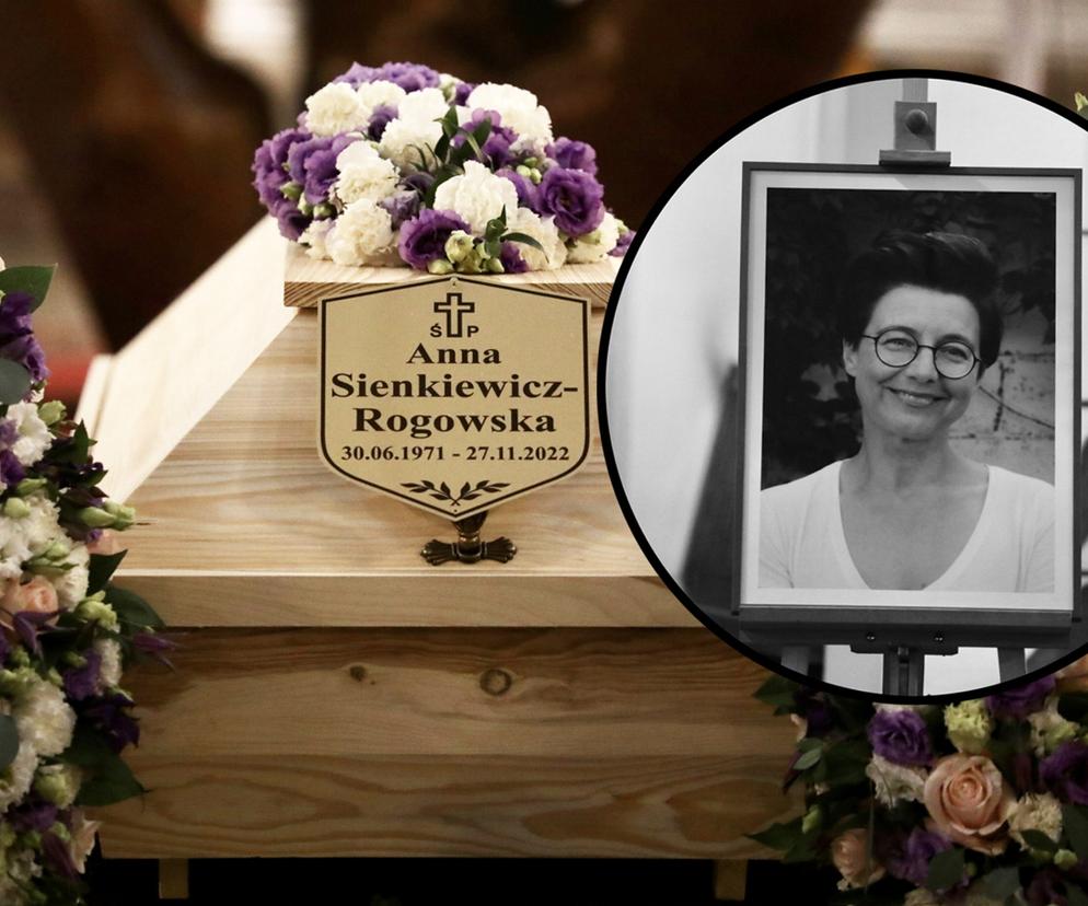 Tłumy żegnają zmarłą wicedyrektorkę Muzeum Warszawy Annę Sienkiewicz-Rogowską
