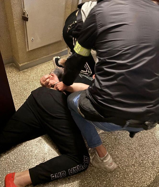Ogólnopolska akcja policji. Tysiące funkcjonariuszy, ponad 1500 zatrzymanych. Zdjęcia z działań