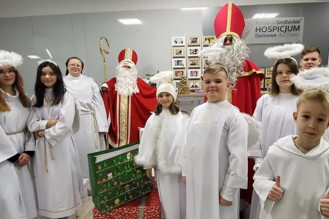Mikołaj odwiedził podopiecznych Siedleckiego Hospicjum Domowego dla Dzieci!