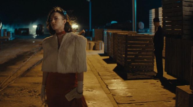 Zatoka szpiegów, odcinek 18. Eva (Sonia Mietielica), Wulf (Mateusz Nędza)