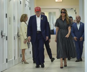 Trump oddał głos razem z żoną. Melania przy boku męża.