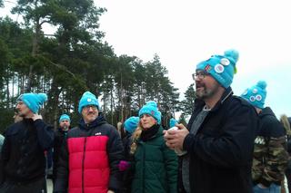 Wielkie liczenie morsów w Morawicy. Do wody weszło około stu osób! 