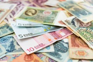 Kursy walut NBP - 26 września 2022. Aktualny kurs euro, franka szwajcarskiego, dolara, funta i rubla
