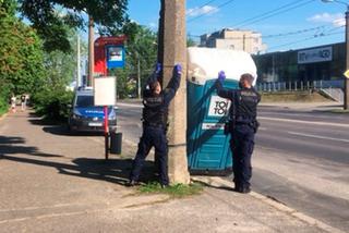 Poprawiali...TOI TOI-a po wandalu. Nietypowa interwencja policji w Lublinie