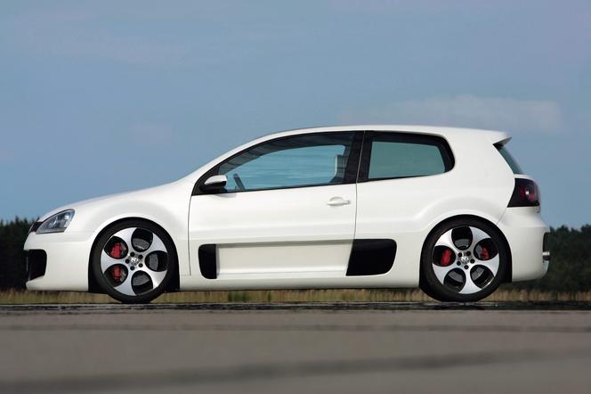 Volkswagen Golf GTI W12-650