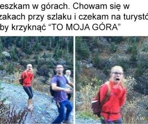 Najlepsze memy o turystach w górach. Te obrazki znane z Tatr bawią do łez 